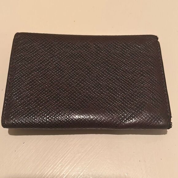 Louis Vuitton Taiga Key Holder Case Dark Brown Textured Leather Quiet Luxury - Picture 2 of 10